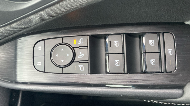 Nissan Qashqai 1.3 DiG-T MH 158 Acenta Premium 5dr Xtronic Petrol Hatchback